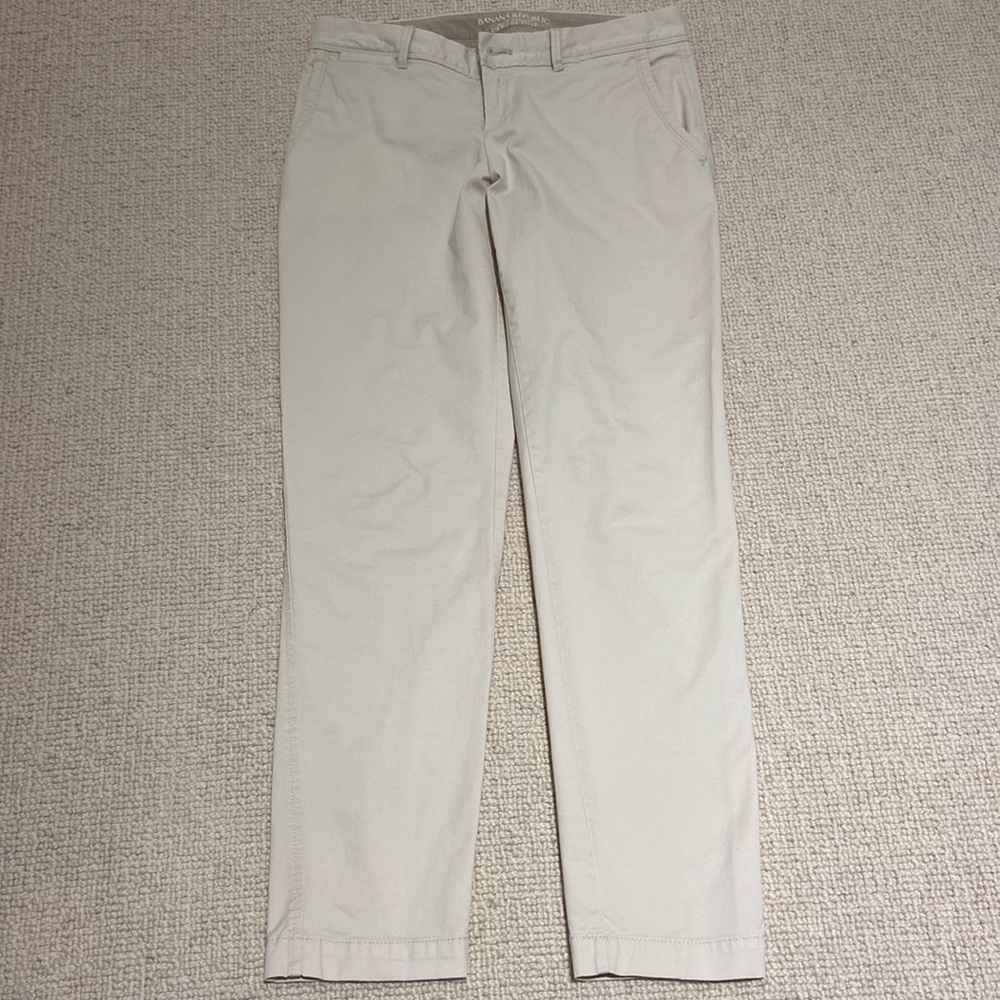 Banana Republic City Chino